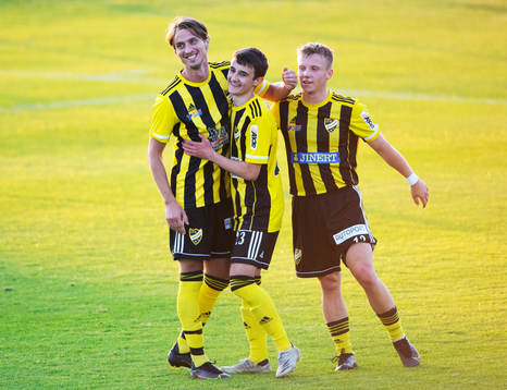 IFK Hässleholms Julian Grozdanovski , Armin Culum och Amel
