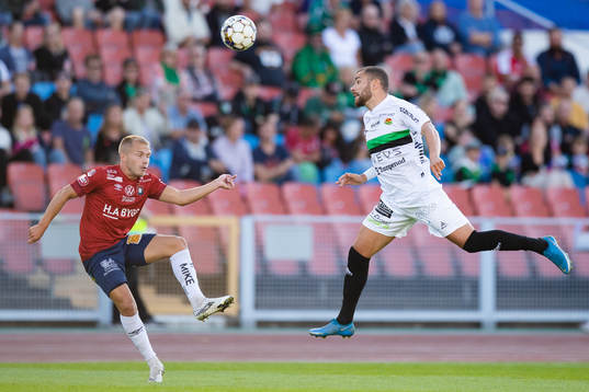 Örgrytes Hampus Dahlqvist och GAIS Malkolm Moenza