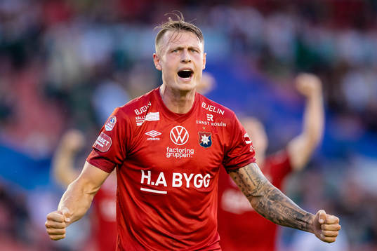 Örgrytes Marcus Haglind Sangré jublar