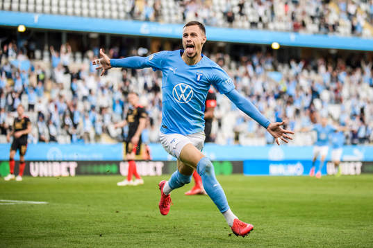Veljko Birmancevic of Malmö FF celebrates