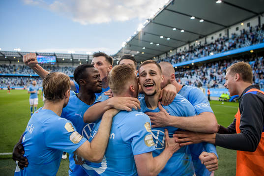Veljko Birmancevic of Malmö FF celebrates