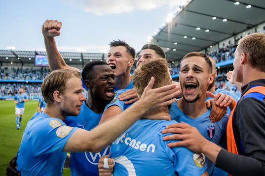Veljko Birmancevic of Malmö FF celebrates
