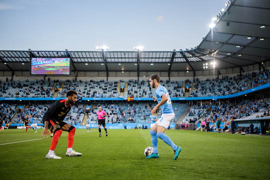 James Tavernier of Rangers and Adi Nalic of Malmö FF