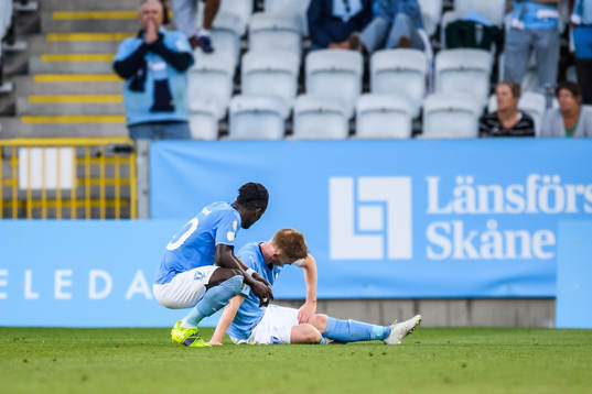 Anders Christiansen of Malmö FF is in pain