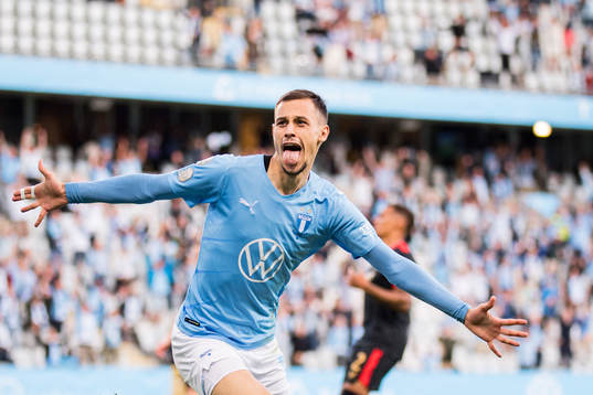 Veljko Birmancevic of Malmö FF celebrates