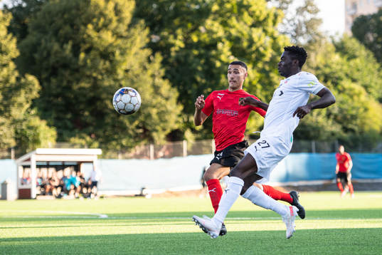 Vasalunds Adam Id Salem och Helsingborgs Benjamin Acquah