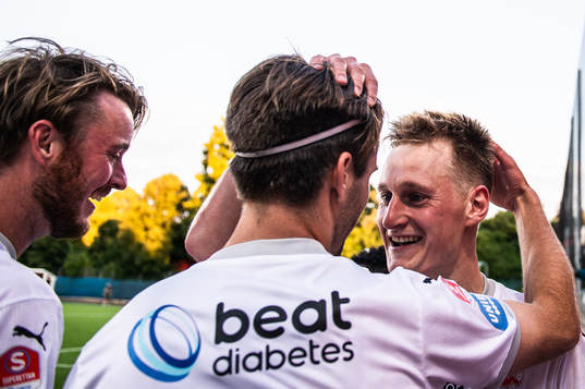 Helsingborgs Rasmus Jönsson och Rasmus Karjalainen jublar