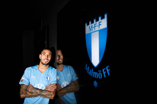 Malmö FF presenterar Sergio Pena som ny spelare