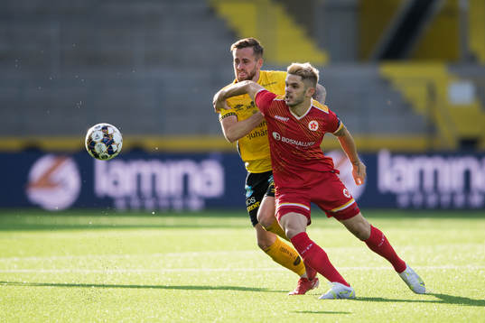 Slaviša Radović of Velez Mostarand Rasmus Alm of Elfsborg