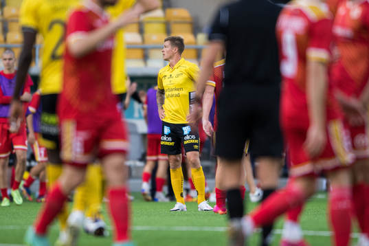 Samuel Holmén of Elfsborg looks dejected