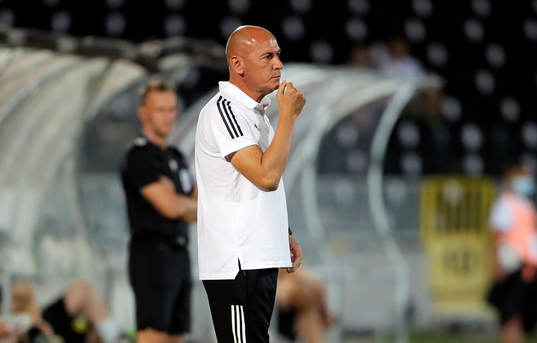 Cukaricki head coach Aleksandar Veselinovic