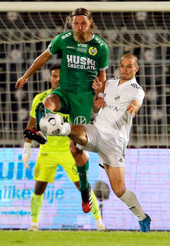 Bjorn Iversen Paulsen of Hammarby and Djordje Jovanovic of