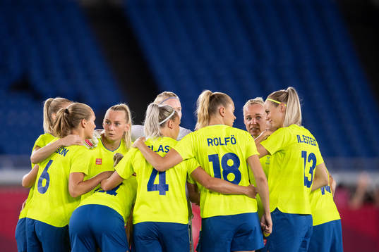 Players of Sweden in the women’s football final