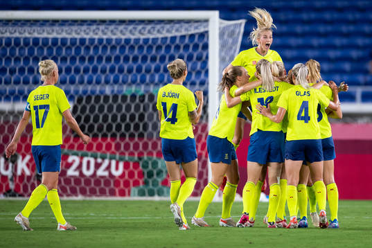 Sofia Jakobsson of Sweden celebrates 1-0 by Stina