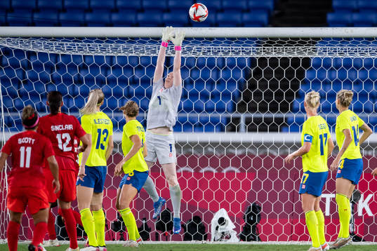 Goalkeeper Hedvig Lindahl of Sweden in the women’s