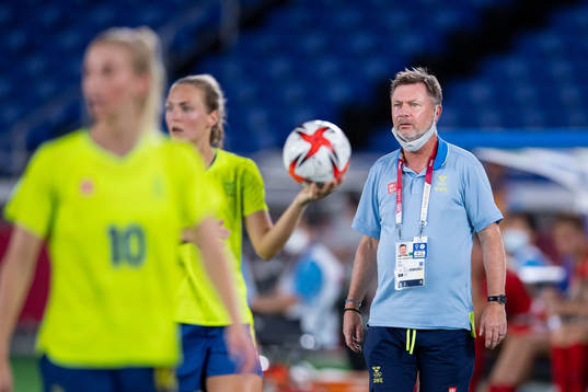 Peter Gerhardsson, head coach of Sweden, in the women’s