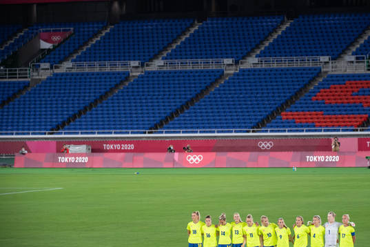 Players of Sweden in the women’s football final