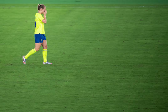Anna Anvegård of Sweden looks dejected in the women’s
