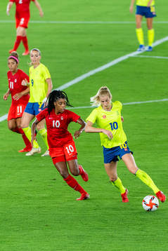 Ashley Lawrence of Canada and Sofia Jakobsson of Sweden in