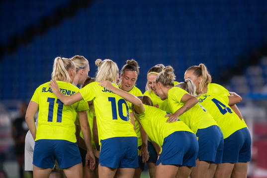 Players of Sweden in the women’s football final