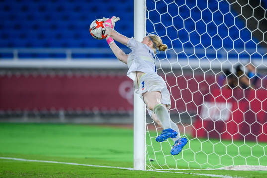 Hedvig Lindahl of Sweden saves a penalty