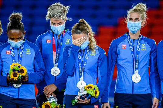 Kosovare Asllani of Sweden looks dejected