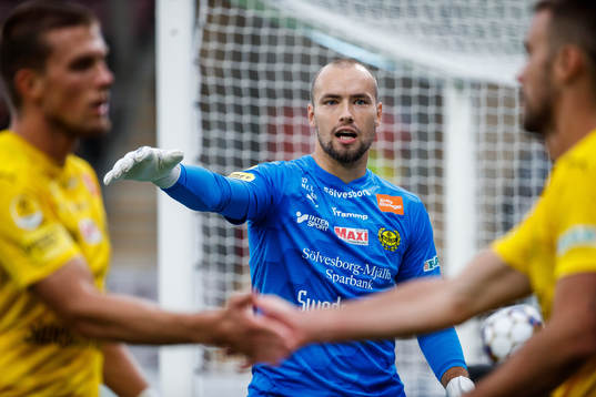 Mjällbys målvakt Carl-Johan Eriksson