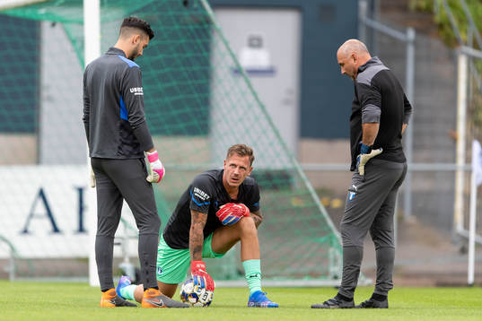 Malmö FFs målvakt Johan Dahlin före fotbollsmatchen i