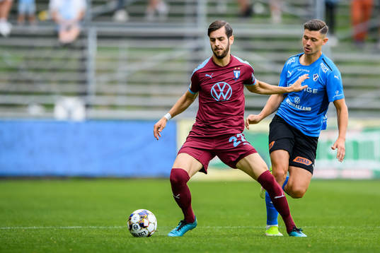 Malmö FFs Adi Nalic och Halmstads Marcus Antonsson