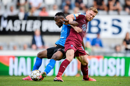Halmstads Samuel Kroon och Malmö FFs Anders Christiansen