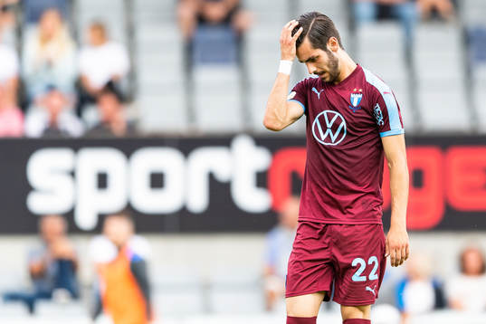 Malmö FFs Adi Nalic deppar