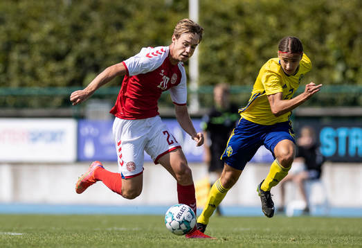 Julius Voldby, Danmark och Elison Makoli, Sverige