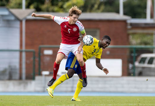 Malthe Johnsen Bøndergaard, Danmark och Emmanuel Tanor,