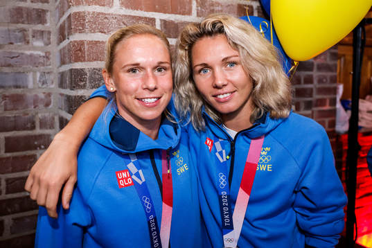 Jonna Andersson and Jennifer Falk of Sweden at a press meet