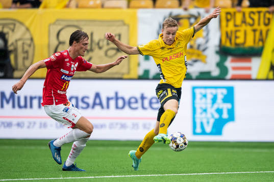 Degerfors Gustav Granath och Elfsborgs Jeppe Møldrup Okkels