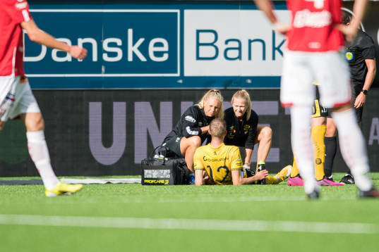 Elfsborgs Alexander Bernhadsson får behandling