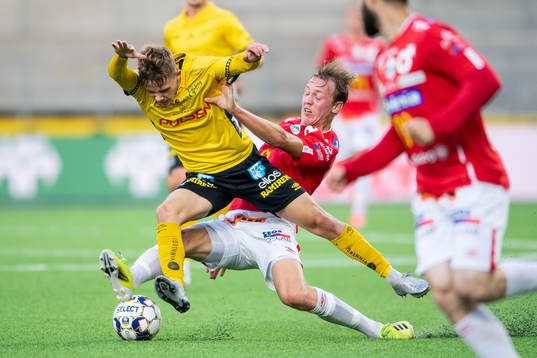 Elfsborgs Jacob Ondrejka och Degerfors Adam Carlén