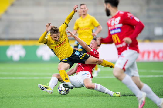 Elfsborgs Jacob Ondrejka och Degerfors Adam Carlén