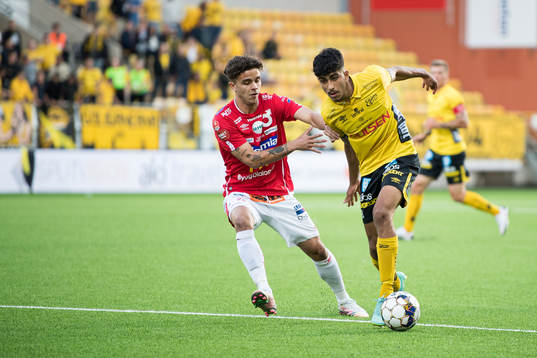 Degerfors Justin Salmon och Elfsborgs Ahmed Qasem