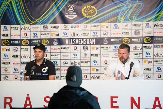 Degerfors tränare Andreas Holmberg och Elfsborgs manager