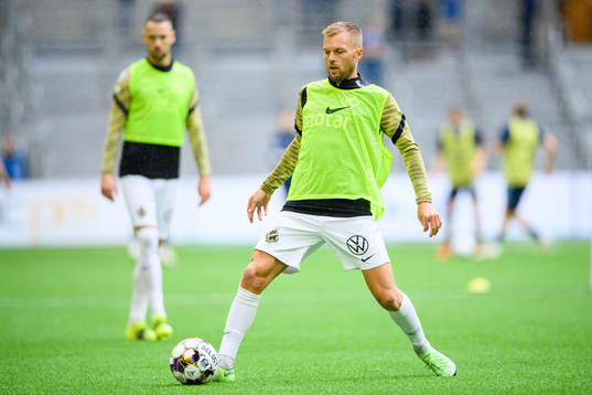s Sebastian Larsson