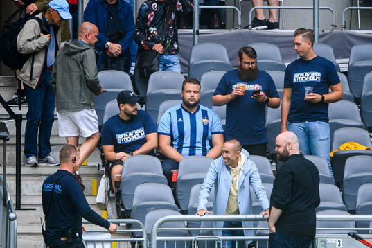Daniel Ståhl, Diskus, på läktarplats