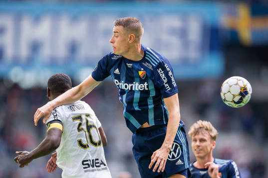 s Yasin Ayari och Djurgårdens Hampus Finndell