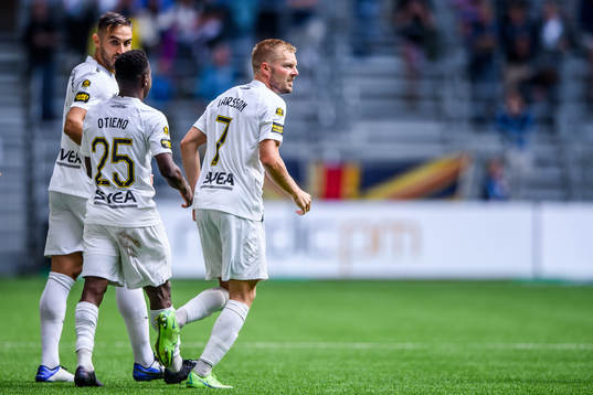 s Sebastian Larsson