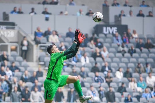s målvakt Budimir Janošević