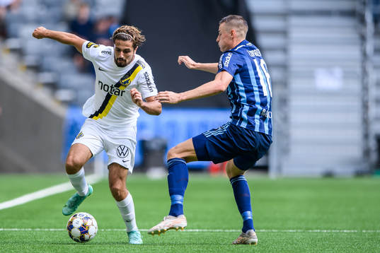 s Zack Elbouzedi och Djurgårdens Jesper Löfgren