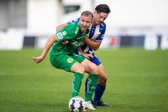 Hammarbys Darijan Bojanic och IFK Göteborgs Gustav Svensson