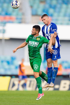 Hammarbys Astrit Selmani och IFK Göteborgs Calle Johansson
