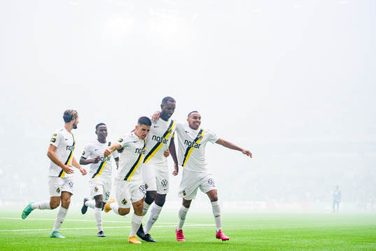 Bläddra bland fler bilder av Fotboll, Allsvenskan, Djurgården - AIK