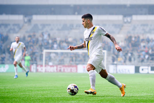 s Nicolas Stefanelli